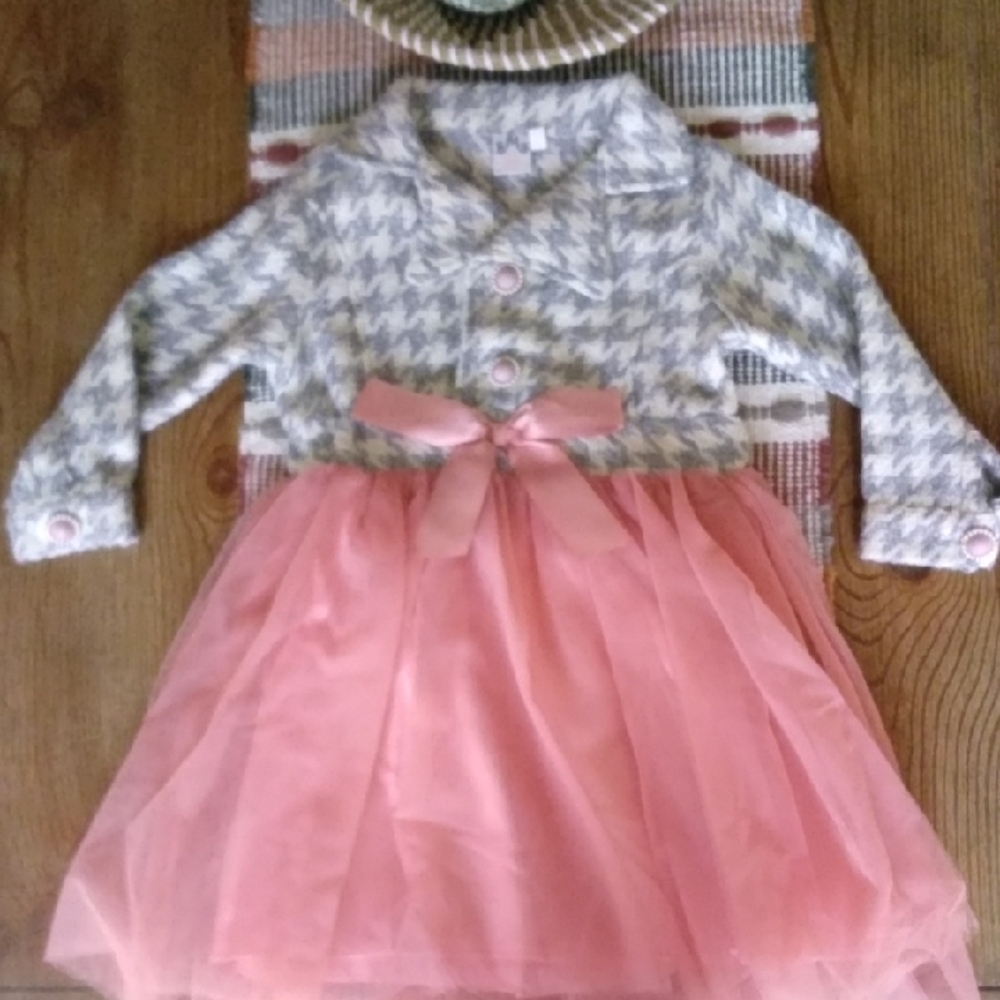 Girls Gray & Pink Houndstooth Top with Pink Tulle Skirt